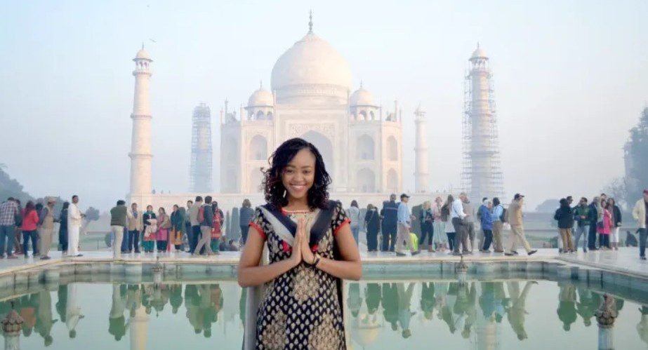 Become a travel blogger like Amarachi Ekekwe.