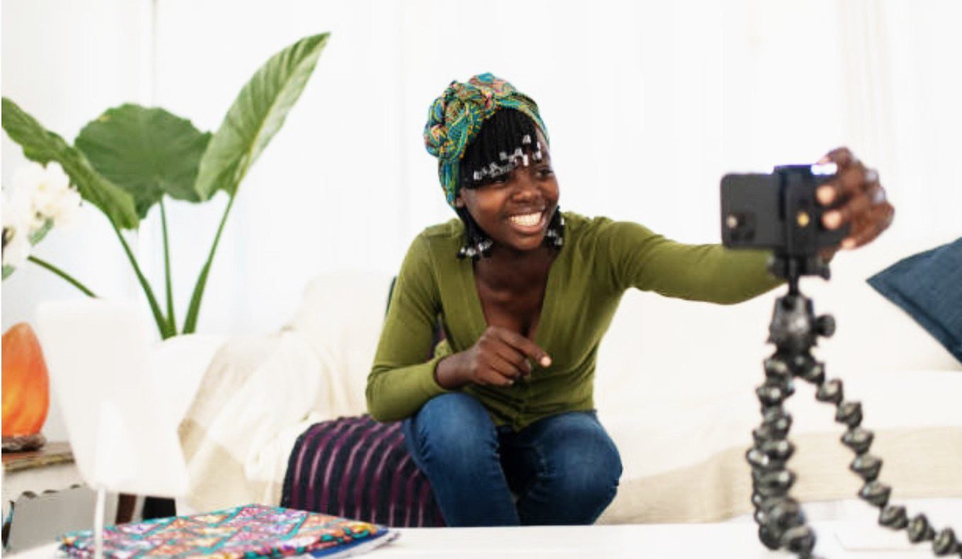 Start a vlog and make money online in Nigeria.