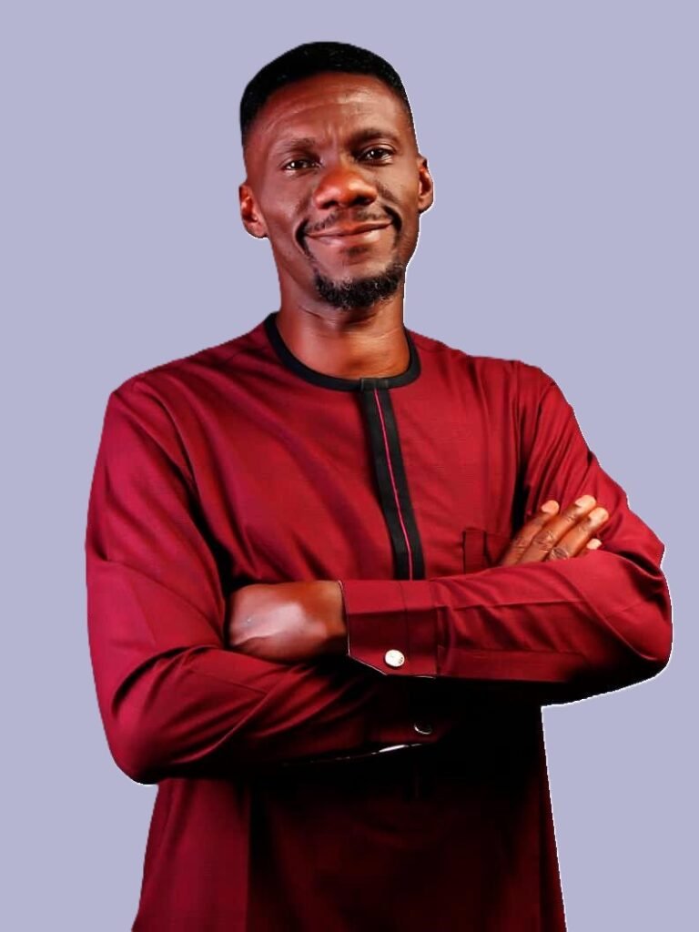 Picture of Ken Ojeisekhoba, Founder of Oxerblog. 
